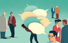 Nói thẳng: Làm 5 điều dại dột này chốn đông người, bạn chắc chắn sẽ bị coi là EQ thấp