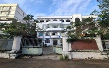 Cà Mau rà soát xử lý tài sản dôi dư sau sắp xếp, lo nhà cho cán bộ