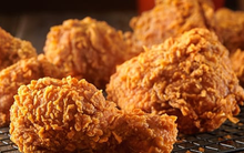 'Cuộc chiến' gà rán: Khi KFC, Jollibee, Lotteria, McDonald’s ra deal giành khách