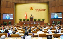 Trình Quốc hội bổ sung ngân sách để chi trả chế độ sau sắp xếp bộ máy, miễn học phí