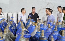 Phá đường dây cực lớn sản xuất, mua bán 65 tấn khí cười