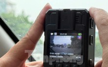 CSGT Hà Nội dùng camera chuyên dụng ghi hình xử lý loạt xe khách vi phạm