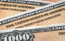 Chủ nợ lớn nhất của Mỹ tuyên bố cứng rắn: Có thể bán tháo trái phiếu chính phủ Mỹ để đàm phán với Washington về thuế quan