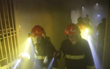 Cháy tại tầng 4 chung cư Mường Thanh, tuyến phố du lịch náo loạn