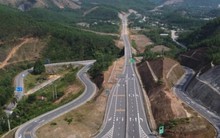 Thủ tướng: Trong nhiệm kỳ tới đầu tư dưới 3.000 dự án, bảo đảm không dàn trải