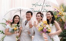 Đám cưới bố mẹ 27 năm trước còn tiếc nuối, 2 con gái gen Z tổ chức cưới lại