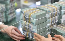 Hàng triệu tỷ đồng chảy vào bất động sản, vì sao doanh nghiệp vẫn ‘đói’ vốn?