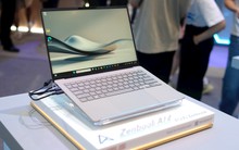 Cận cảnh mẫu laptop siêu mỏng nhẹ, dùng vật liệu đặc biệt của Asus tại Computex 2025