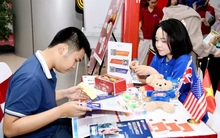 Vì sao phải đăng ký vào ĐH Kinh tế Quốc dân khi chưa có điểm thi tốt nghiệp THPT?