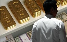 Tịch thu 4.600 tỷ đồng tiền mặt giấu trong tường, trần nhà của căn biệt thự thuộc sở hữu của 1 CEO công nghệ