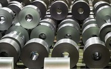 Giá thép tại Trung Quốc chạm đáy 8 năm
