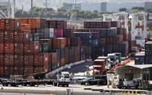 Nguồn thu từ thuế quan của Tổng thống Trump tăng mạnh