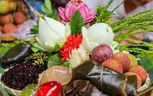 Bán cả trăm mâm cúng ngũ sắc trong ngày Tết Đoan ngọ