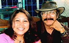 Nữ ca sĩ dân tộc thiểu số đi chân đất lên sân khấu, nhạc sĩ danh tiếng nói: "20 năm nữa không kiếm được ai thế này"