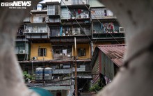 Cận cảnh khu tập thể cũ nát sắp biến thành cao ốc ở Hà Nội