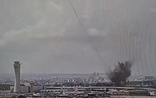 Tên lửa Houthi bắn trúng sân bay lớn, phòng không Israel - Mỹ không ngăn được