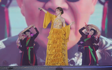 Đoạn video 1 phút 48 giây nổi da gà về Hoà Minzy