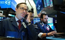 Khối ngoại trở lại mua ròng hơn trăm tỷ phiên đầu tiên vận hành KRX, ngược chiều "xả" mạnh một mã Bluechips