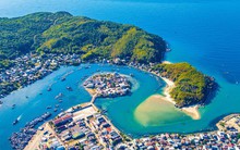 Sau sáp nhập, tỉnh này có thể có 2 sân bay trên đảo và vùng núi