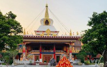 Phát hiện ngôi chùa ngay ở Hà Nội mang vẻ ngoài khác biệt: Du khách nhận xét cảnh như ở nước ngoài