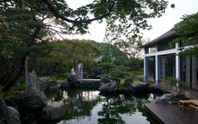 Cặp vợ chồng chi 7 tỷ đồng thuê 1.000m2 đất trong 40 năm, xây biệt thự nghỉ hưu ở tuổi 44, không con cái vẫn hài lòng