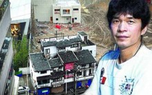 Chủ căn nhà 80m² từ chối hơn 1,5 tỷ đồng tiền đền bù, không chịu di dời suốt 12 năm: “Chưa được đền bù thỏa đáng thì tôi vẫn còn ở đây”