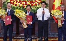 Chủ tịch nước Lương Cường trao quyết định bổ nhiệm 3 Phó Chủ nhiệm Văn phòng Chủ tịch nước