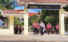 Làm rõ vụ nhiều học sinh lớp 12 tại 1 trường "tự nguyện" xin nghỉ học