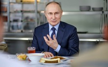 Tổng thống Putin thừa nhận Nga đang thiếu hụt thứ quan trọng: Giá cả tăng "chóng mặt" nhất trong 23 năm