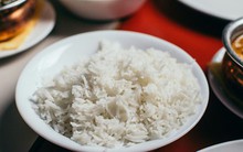 Gạo trắng chỉ đứng cuối cùng trong 10 thực phẩm giàu tinh bột nhất, cái số 1 không ai ngờ tới vì nhiều người mê mẩn