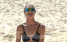 Bãi biển Đà Nẵng toàn khách Tây 'phơi mình'