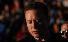 Elon Musk sắp mất 2 tỷ USD/năm khi Mỹ xem xét ngừng bán tín chỉ carbon, Tesla từ lãi hơn 400 triệu USD xuống lỗ 186 triệu USD