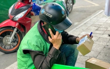 Shipper đọc đúng thông tin, người phụ nữ chuyển khoản 12.000 đồng theo hướng dẫn thì bị rút sạch gần 300 triệu đồng