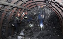 Công phá mỏ sâu giữa muôn trùng thách thức, "trận địa dưới lòng đất" khẳng định bản lĩnh trụ cột ngành