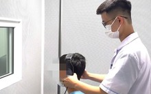 Suýt điếc vì tắm nước lạnh lúc 3 giờ sáng