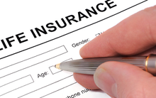 Từ 1/7, ngừng triển khai hàng loạt sản phẩm bảo hiểm nhân thọ: Khách hàng đã đóng phí đầy đủ nhưng chưa được phê duyệt hợp đồng sẽ ra sao?