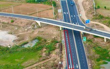 Sửa vạch kẻ bất cập khiến nhiều tài xế bị phạt trên tuyến cao tốc Vĩnh Hảo - Phan Thiết