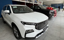 "Cuộc chiến" phân khúc xe gầm cao hạng C