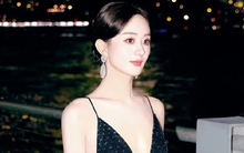 Triệu Lệ Dĩnh cư xử thất lễ với đại hoa đán, EQ "xách dép không kịp" khi so với đối thủ trời sinh