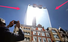 Tòa nhà này phát ra "tia tử thần" có thể thiêu rụi tóc bạn