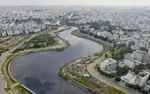 Thi công ì ạch, loạt nhà thầu dự án cải tạo tuyến kênh dài nhất TPHCM bị phạt