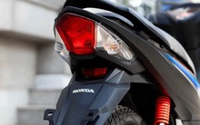 Xe máy số “siêu tiết kiệm” của Honda bất ngờ giảm sâu, chỉ tốn 1,56 lit/100 km