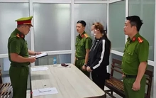 Bắt nữ giám đốc tự sản xuất mỹ phẩm 'cao cấp' mang thương hiệu riêng