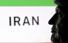 Ông Trump ra hiệu nới lỏng lệnh trừng phạt dầu mỏ với Iran