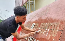 Hà Nội gấp rút thay biển trụ sở, chờ 'thời khắc lịch sử'