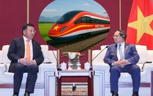 Thủ tướng gặp lãnh đạo doanh nghiệp xây cầu dây văng trụ thấp dài nhất châu Phi: Tín hiệu cho cuộc cách mạng hạ tầng?