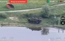 Lính dù táo bạo cướp xe bọc thép tối tân ngay trước mắt binh sĩ đối phương