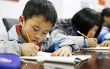 Bài văn tả chiếc tủ khiến dân tình cười té ghế, lùng ngay danh tính bác thợ mộc