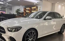 Nhiều mẫu xe sang giảm giá mạnh xả hàng tồn