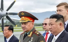 Ông Sergei Shoigu bất ngờ thăm Triều Tiên